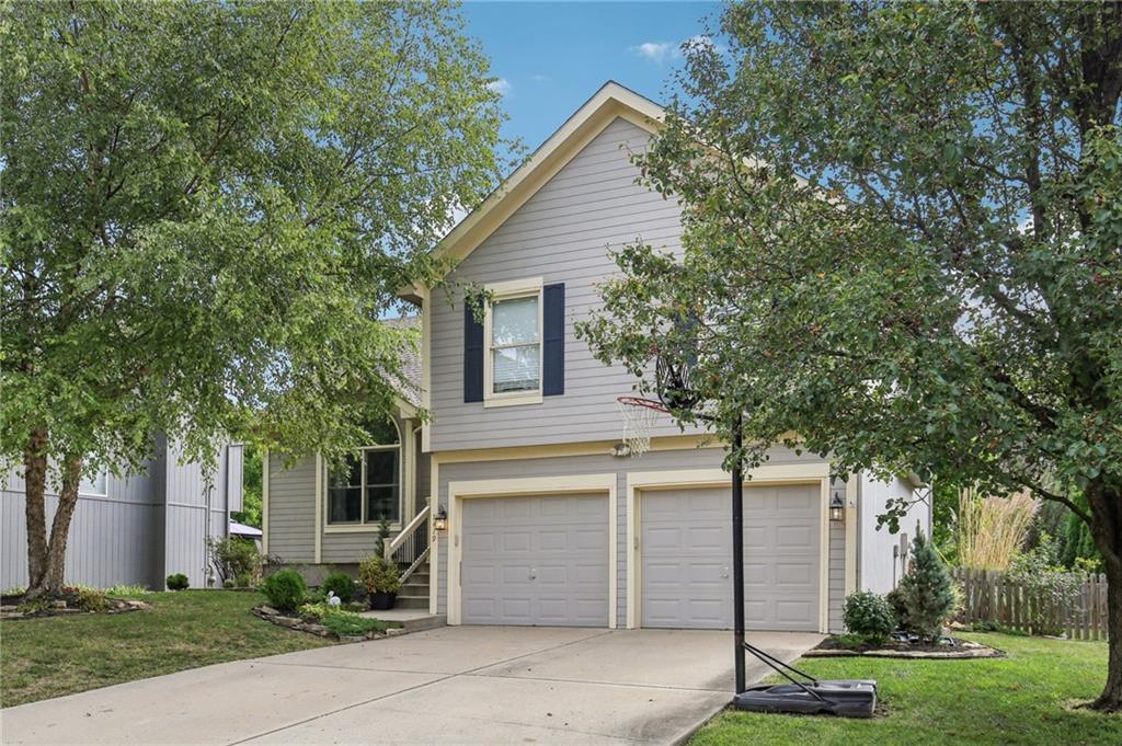 Listing Photo MLS #HMS2579246