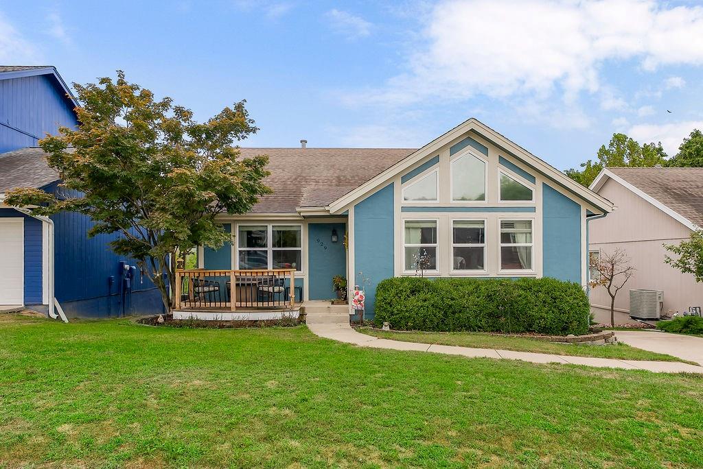 Listing Photo MLS #HMS2579439