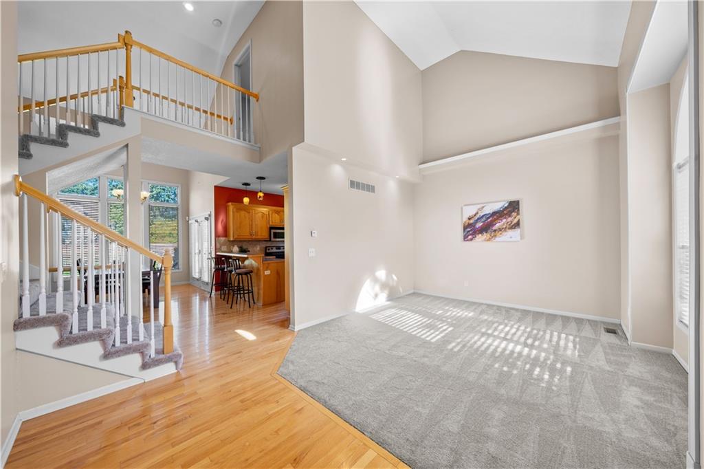 Listing Photo MLS #HMS2579519