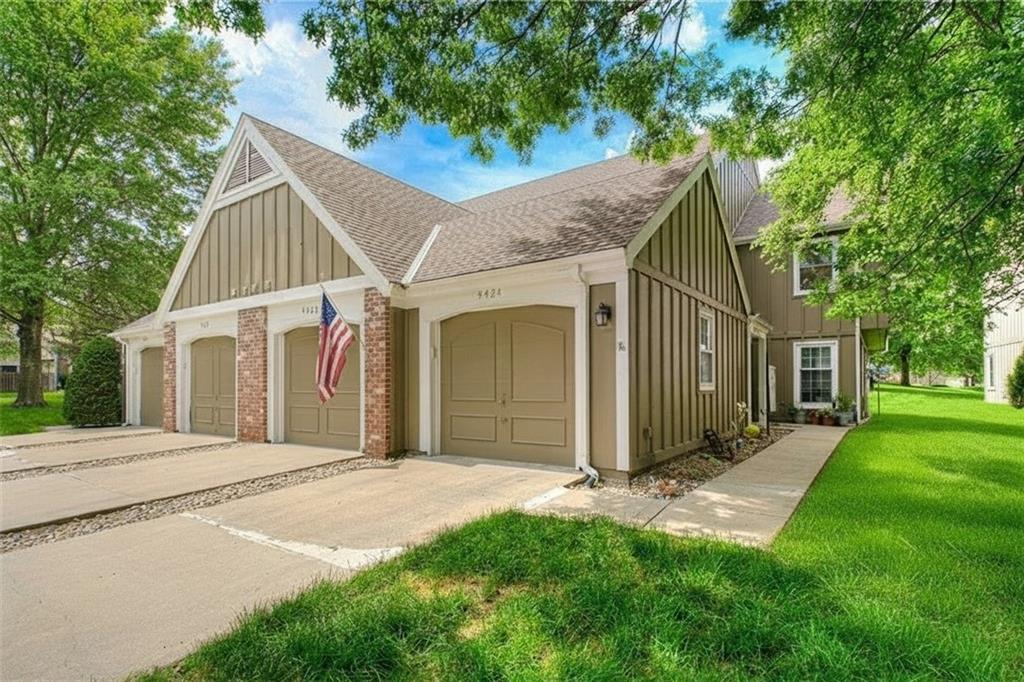 Listing Photo MLS #HMS2579713