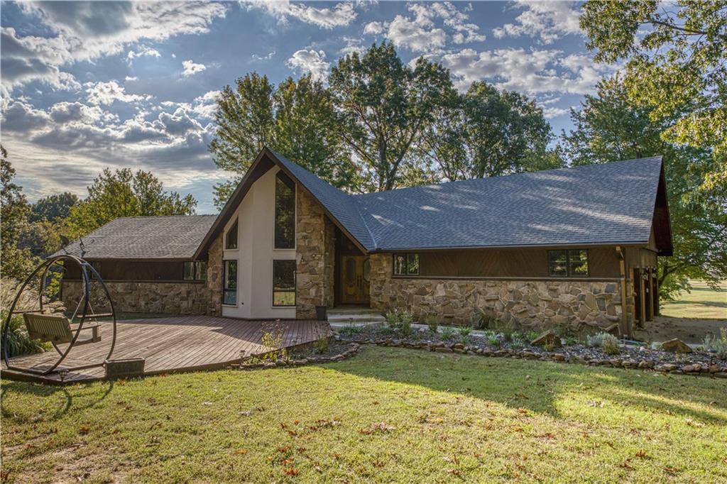 Listing Photo MLS #HMS2579740