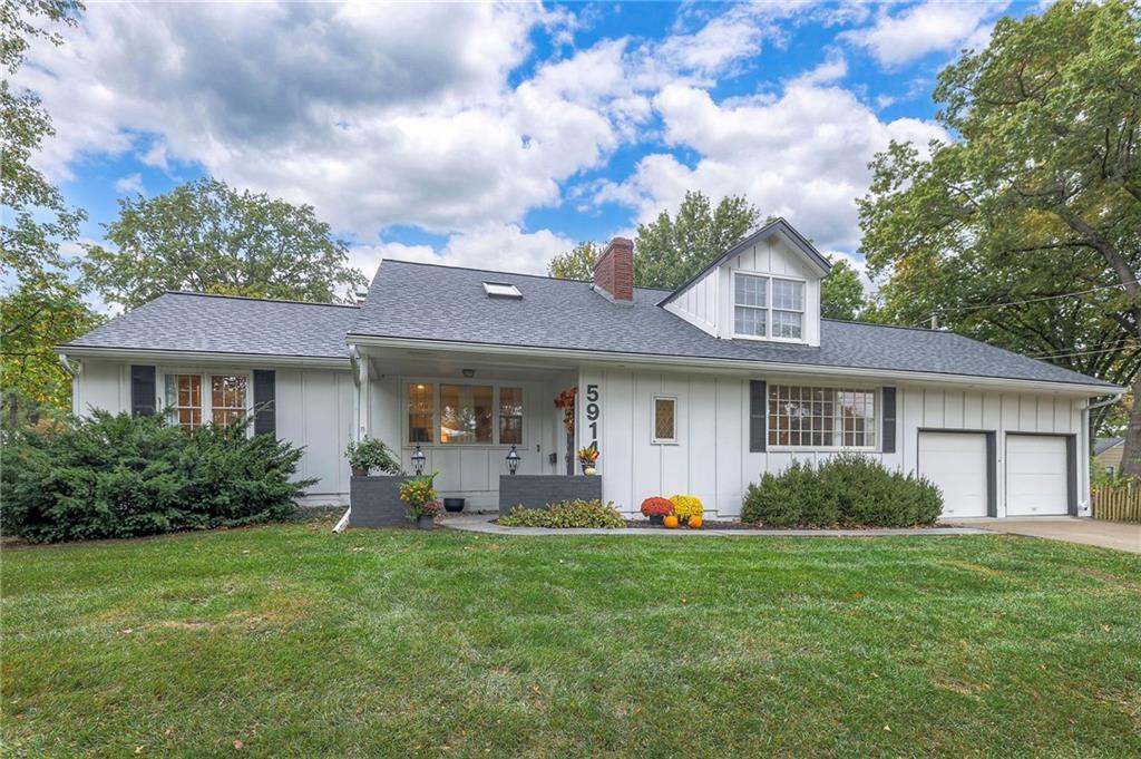 Listing Photo MLS #HMS2579796