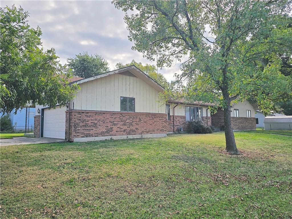 Listing Photo MLS #HMS2581159