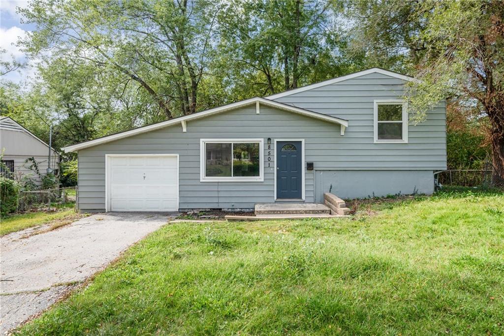 Listing Photo MLS #HMS2581343