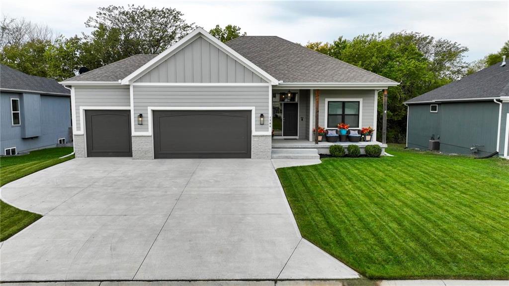 Listing Photo MLS #HMS2581618