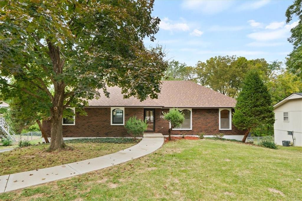 Listing Photo MLS #HMS2582148