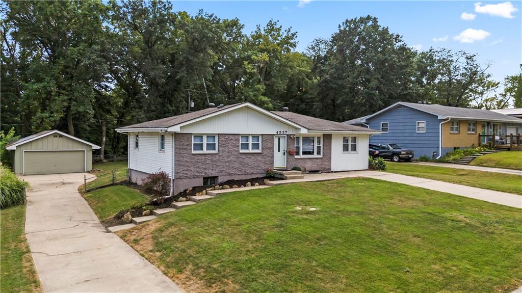 Listing Photo MLS #HMS2582174