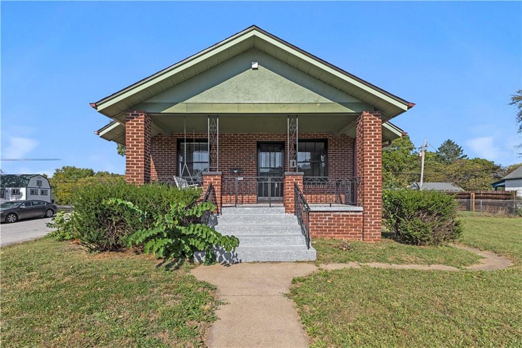 Listing Photo MLS #HMS2582236