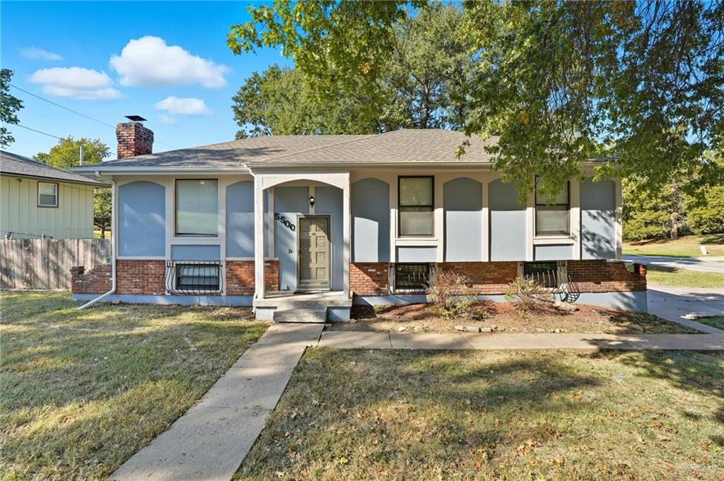 Listing Photo MLS #HMS2582454