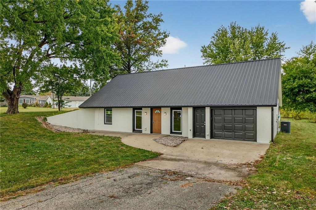 Listing Photo MLS #HMS2582610