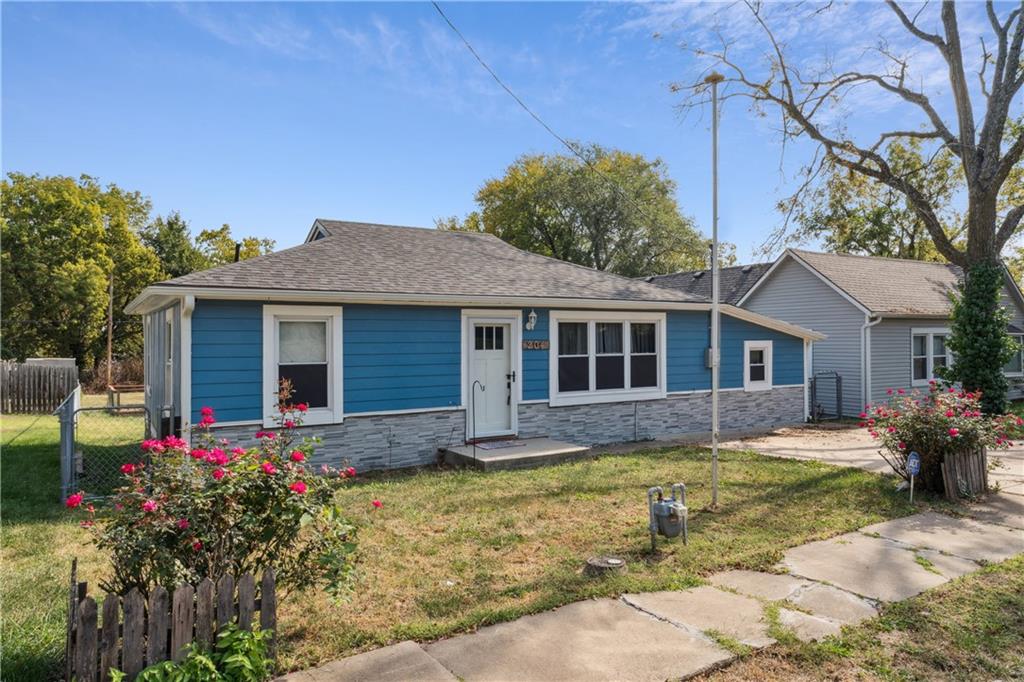 Listing Photo MLS #HMS2582637