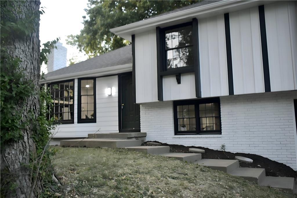 Listing Photo MLS #HMS2582668