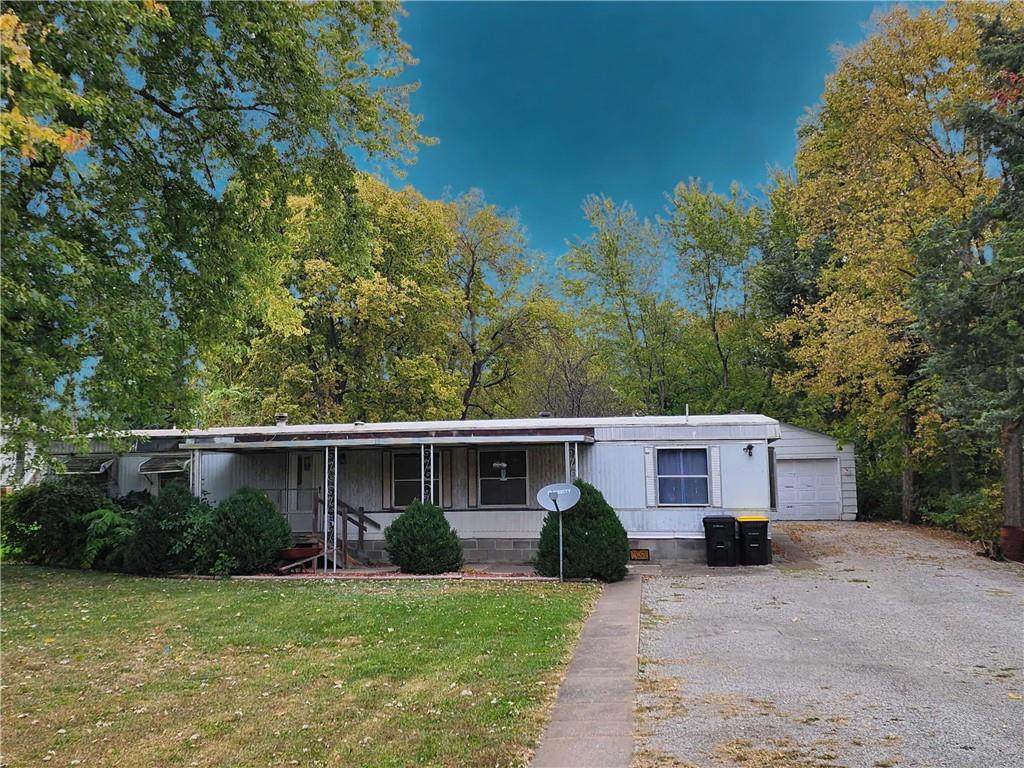 Listing Photo MLS #HMS2582900
