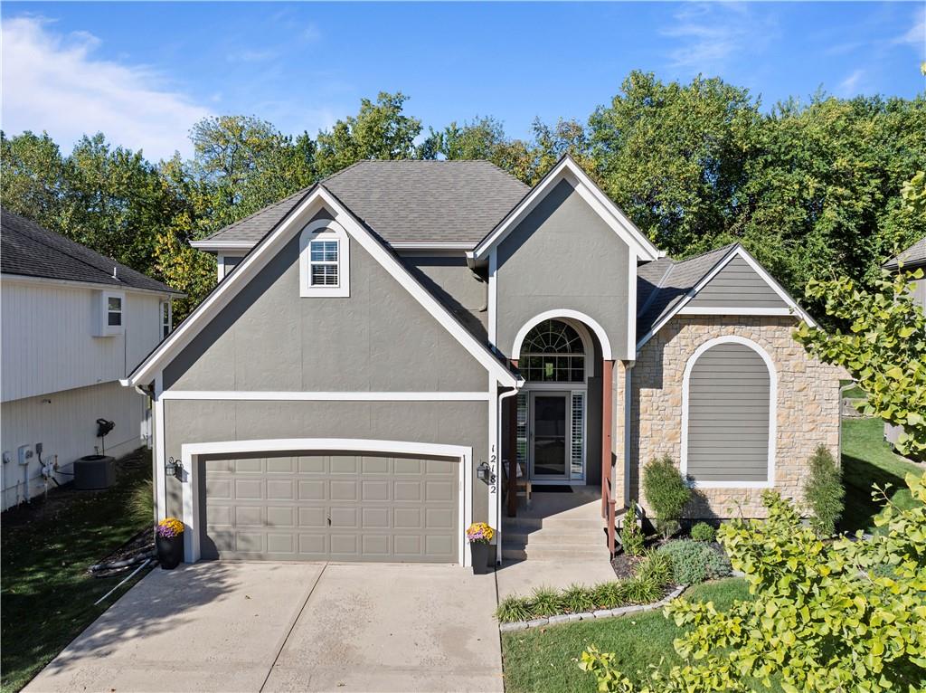 Listing Photo MLS #HMS2583067