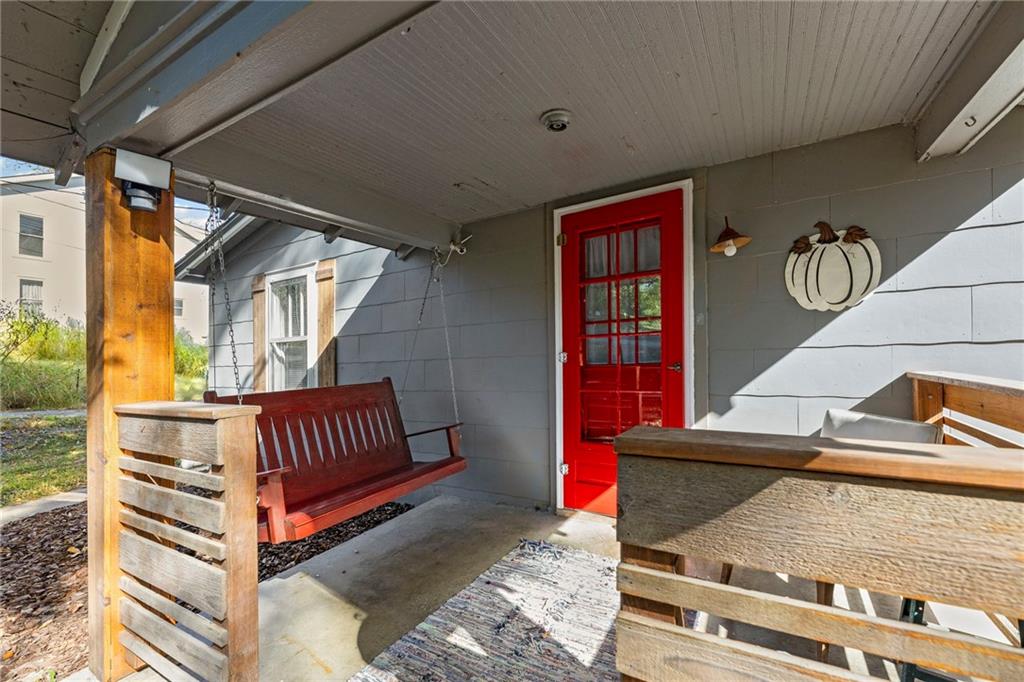Listing Photo MLS #HMS2583143
