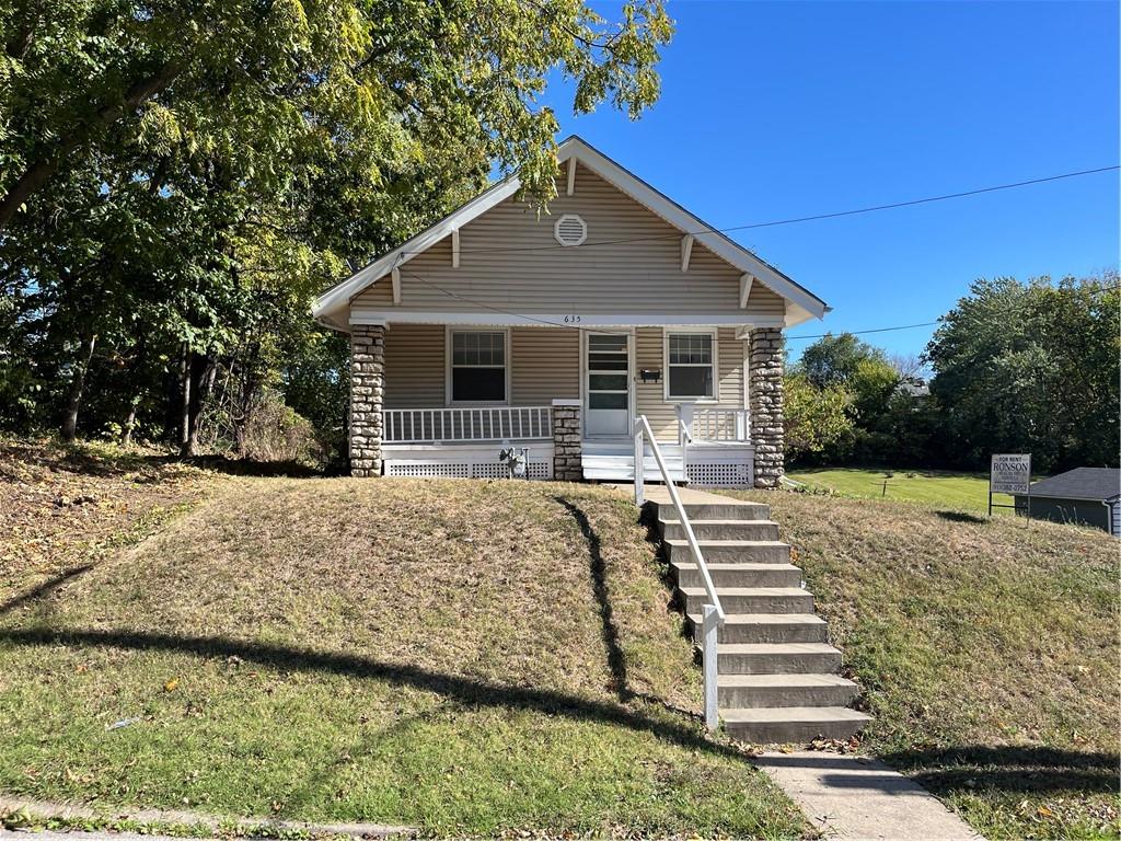 Listing Photo MLS #HMS2583183