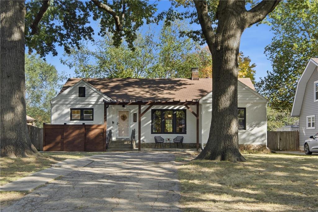 Listing Photo MLS #HMS2583250