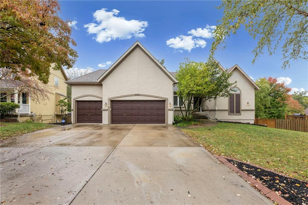 Listing Photo MLS #HMS2583323