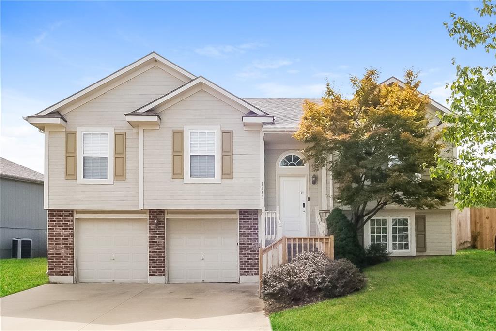 Listing Photo MLS #HMS2583453