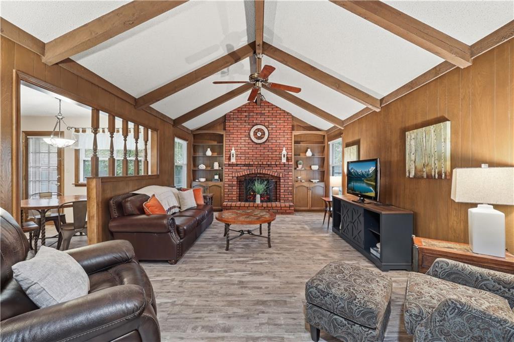 Listing Photo MLS #HMS2583759