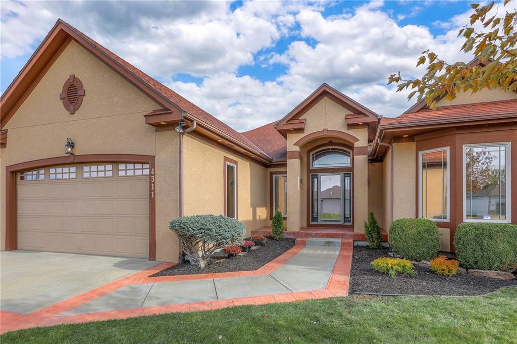 Listing Photo MLS #HMS2583872