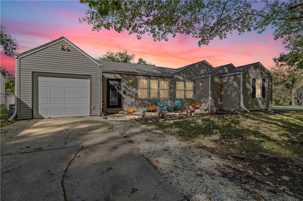 Listing Photo MLS #HMS2583923