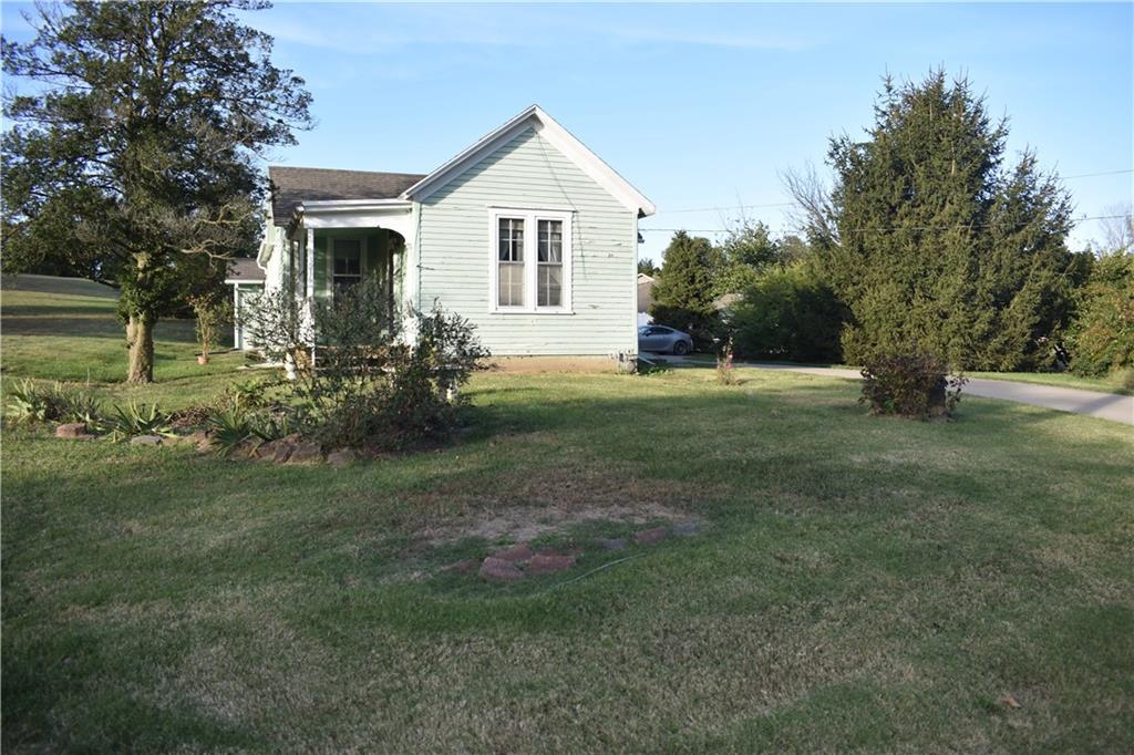 Listing Photo MLS #HMS2583935
