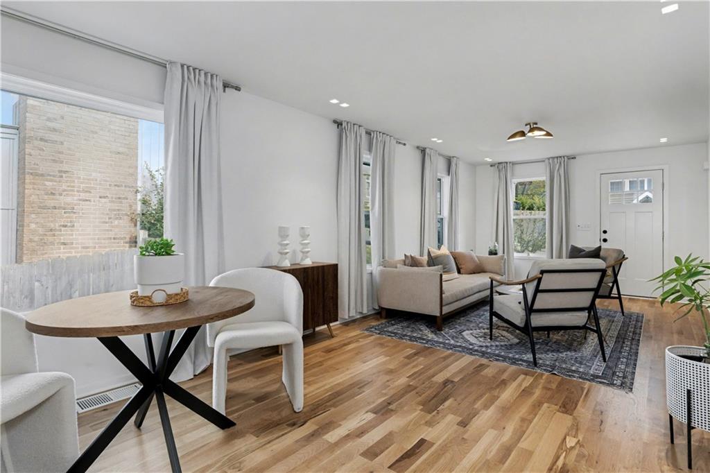 Listing Photo MLS #HMS2584020