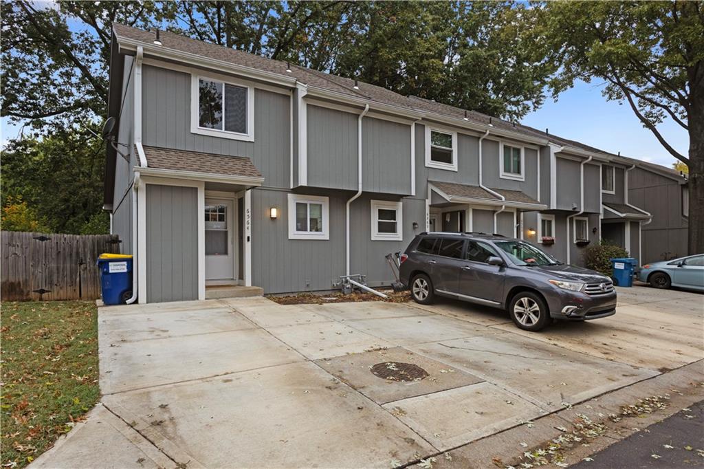 Listing Photo MLS #HMS2584519