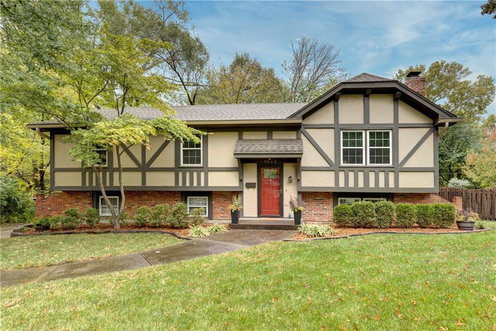 Listing Photo MLS #HMS2584536