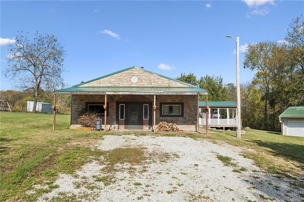 Listing Photo MLS #HMS2584598