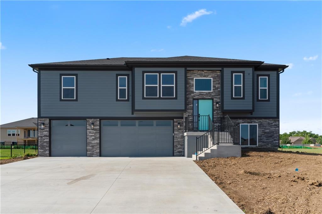 Listing Photo MLS #HMS2586776