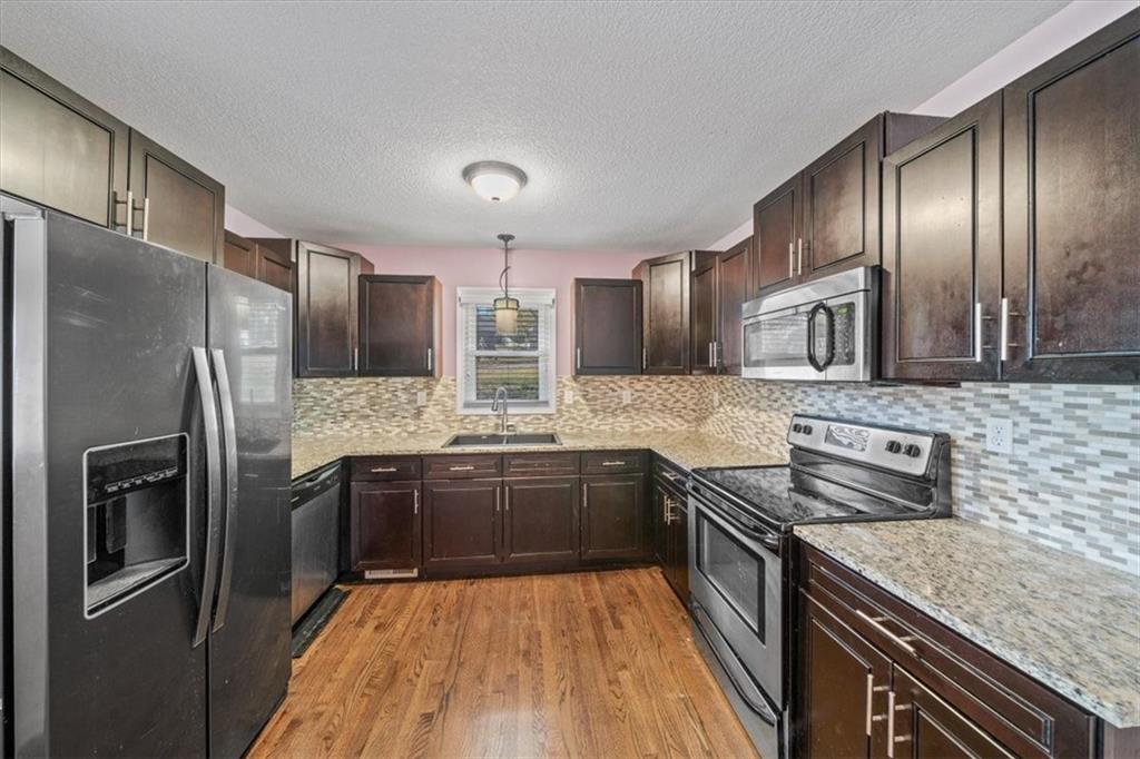 Listing Photo MLS #HMS2586788