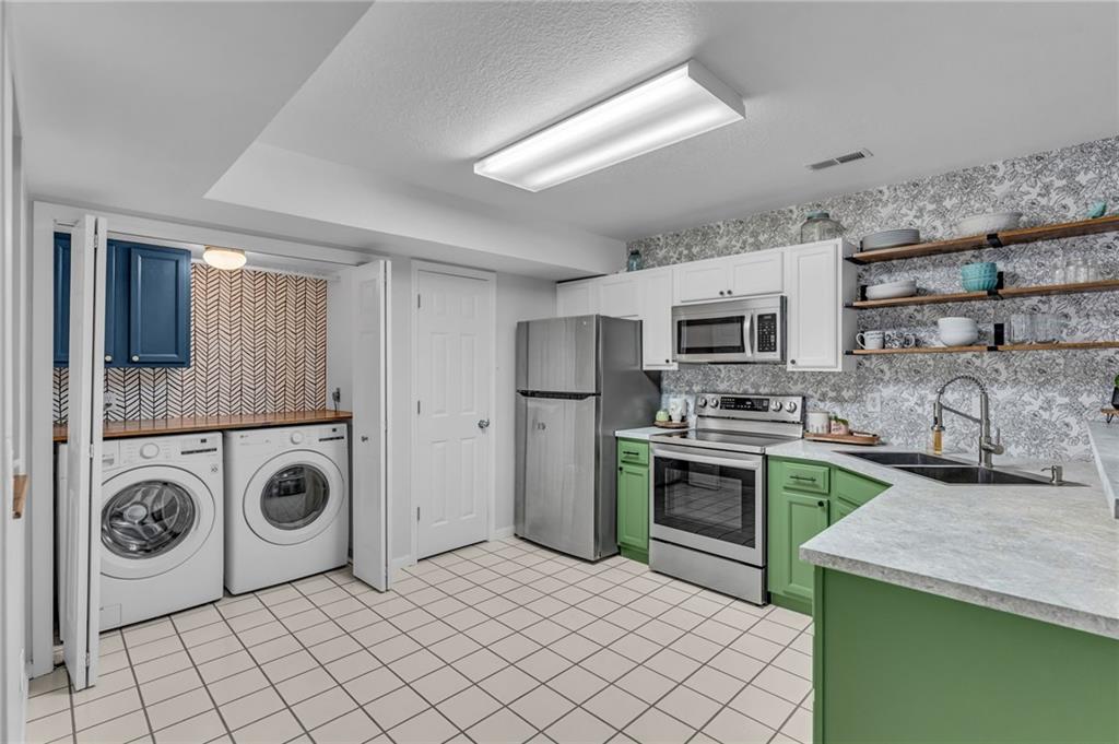 Listing Photo MLS #HMS2587201