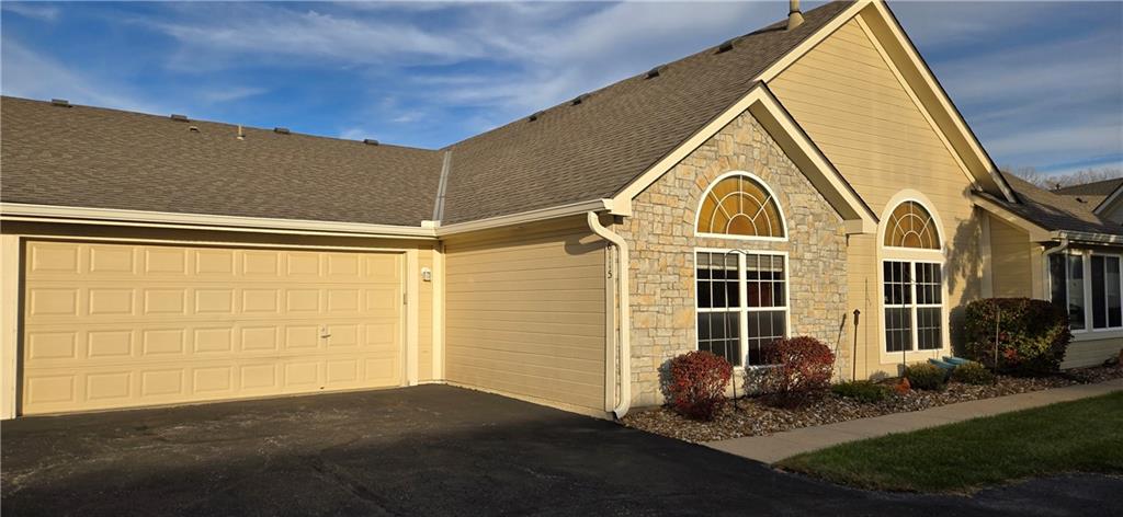 Listing Photo MLS #HMS2587299