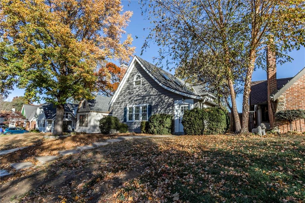 Listing Photo MLS #HMS2587494