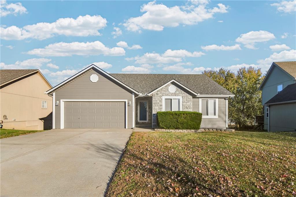 Listing Photo MLS #HMS2587541