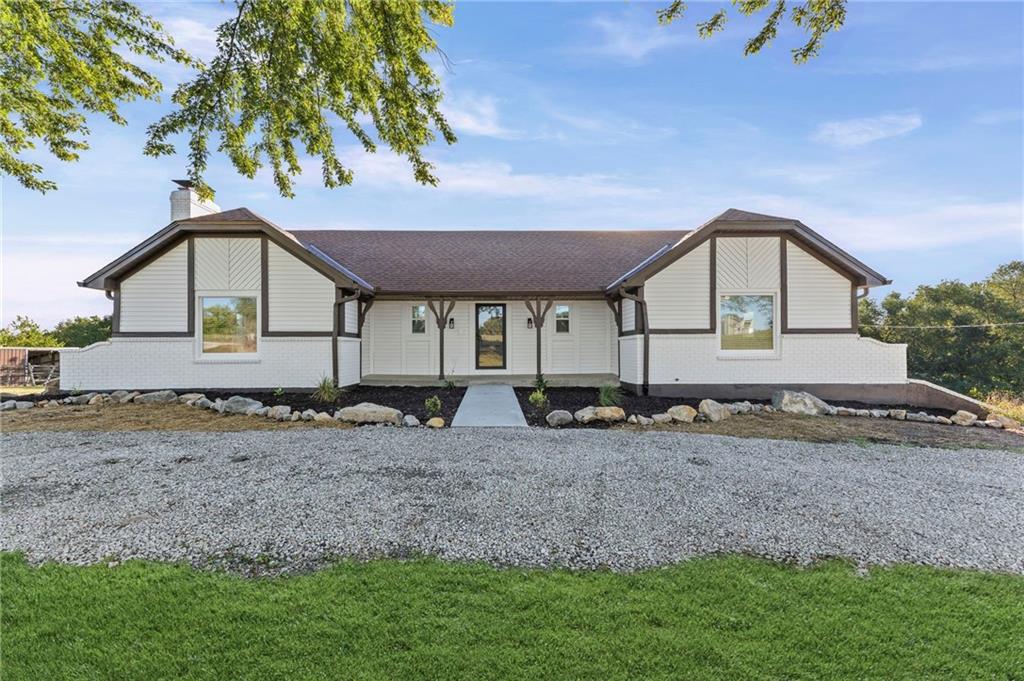 Listing Photo MLS #HMS2587556