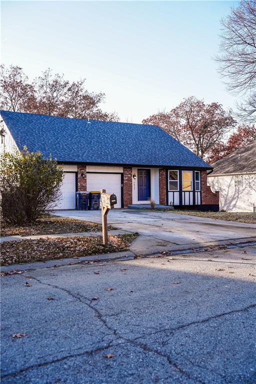 Listing Photo MLS #HMS2588116