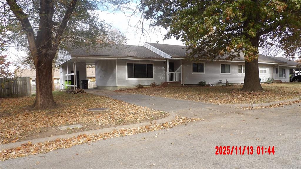 Listing Photo MLS #HMS2588292