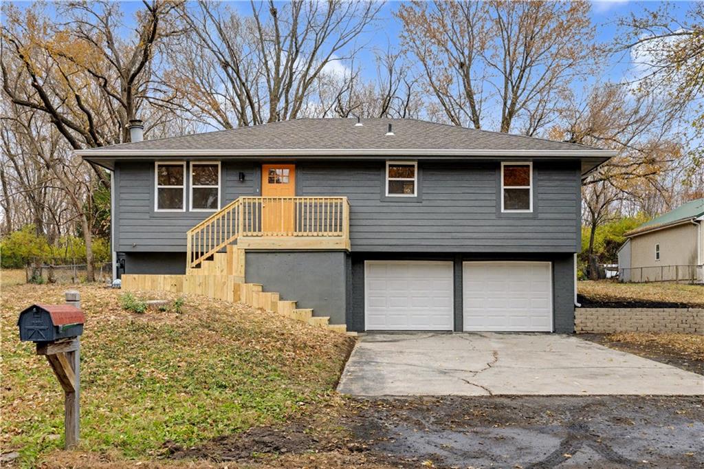 Listing Photo MLS #HMS2588746