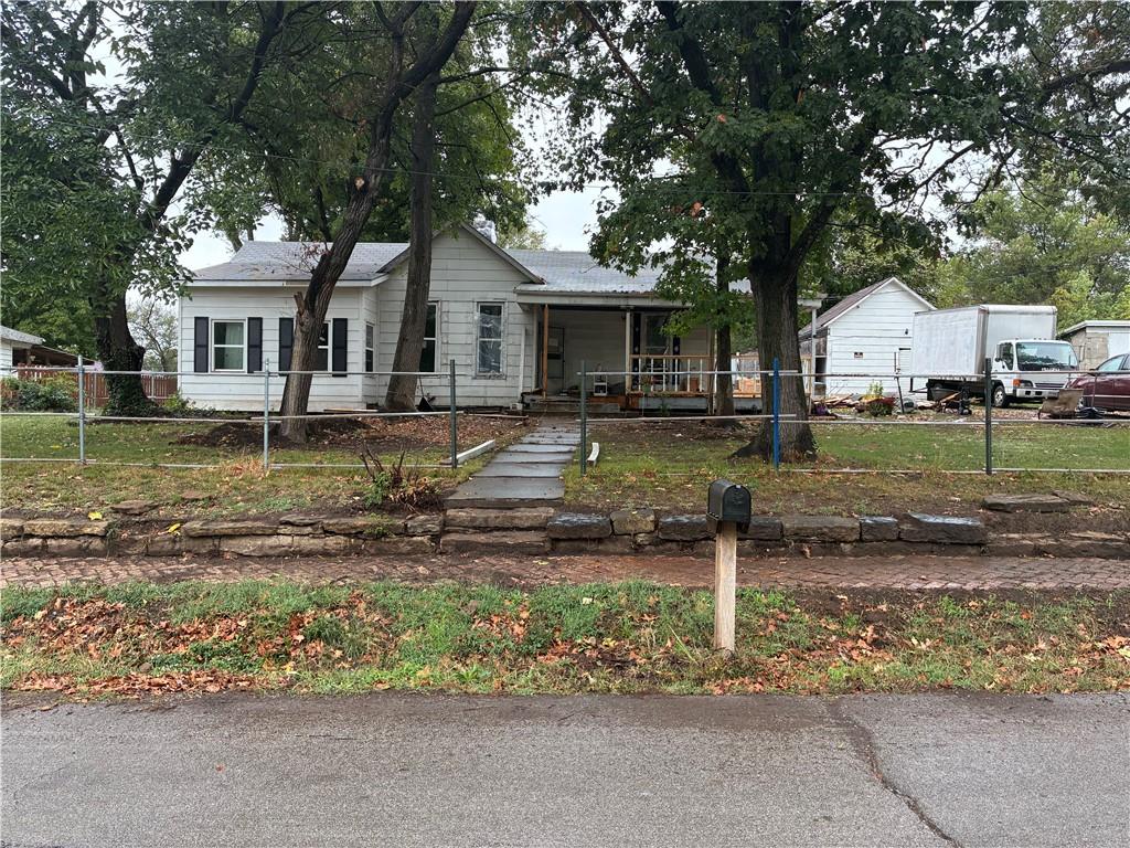Listing Photo MLS #HMS2588895