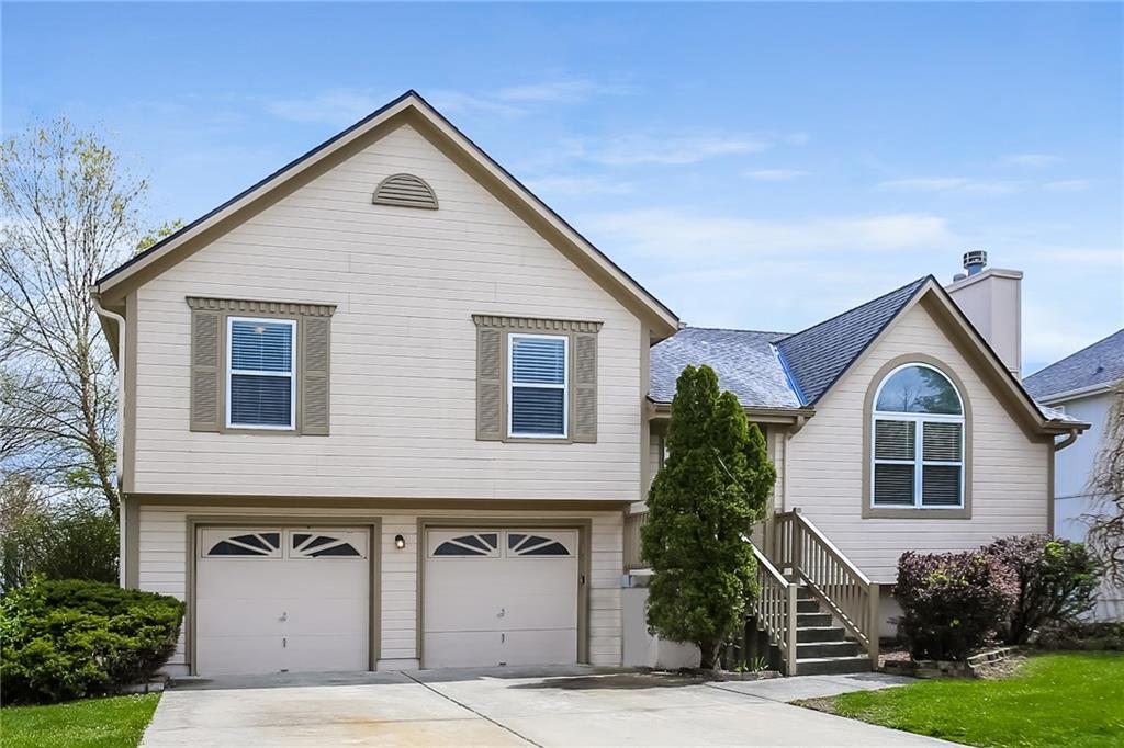 Listing Photo MLS #HMS2589042