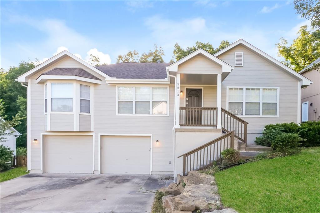 Listing Photo MLS #HMS2589769