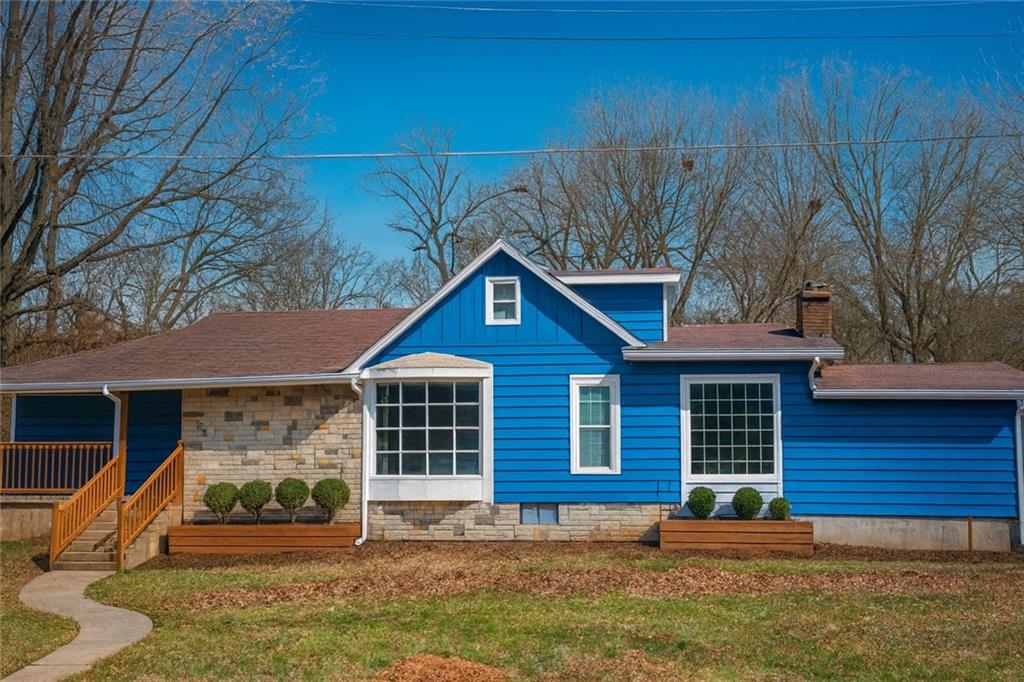 Listing Photo MLS #HMS2589998