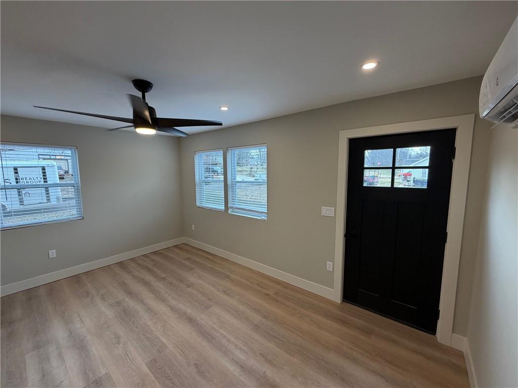 Listing Photo MLS #HMS2591328