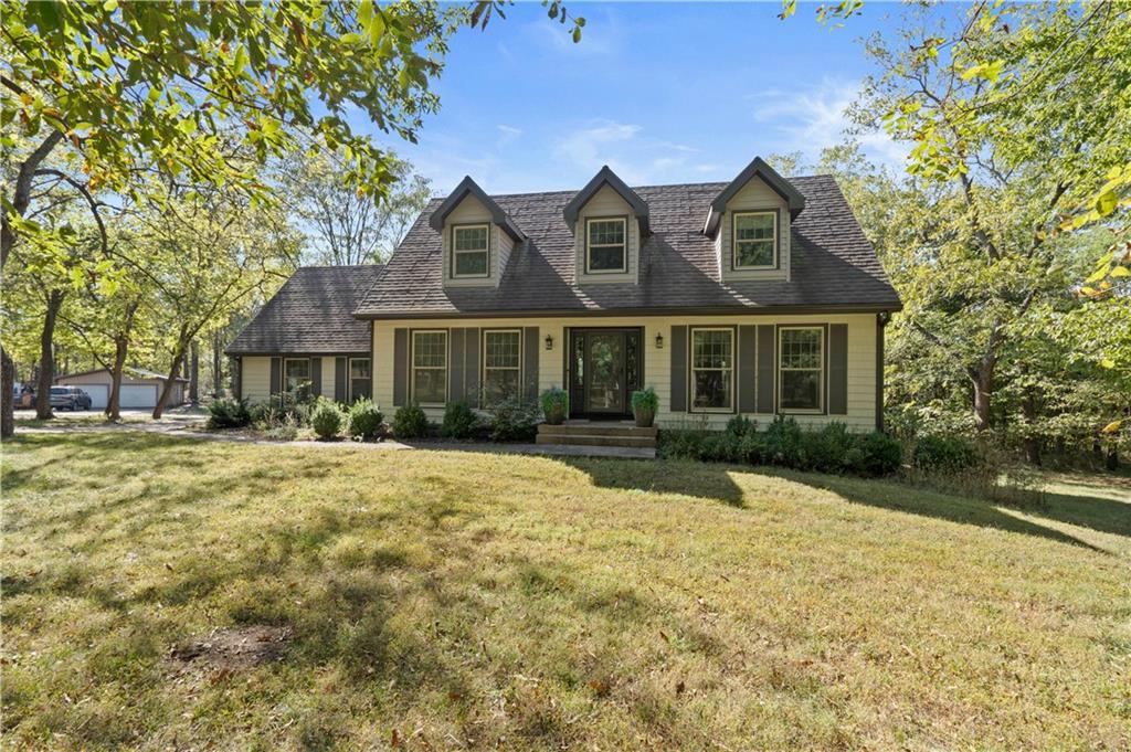 Listing Photo MLS #HMS2591375