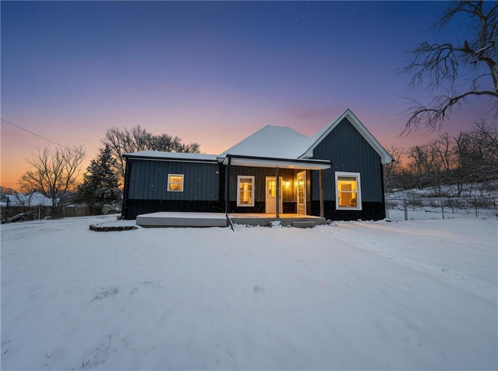 Listing Photo MLS #HMS2591935