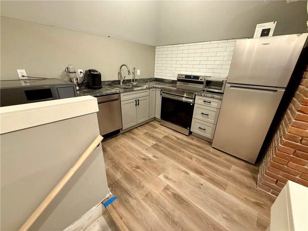 Listing Photo MLS #HMS2591968