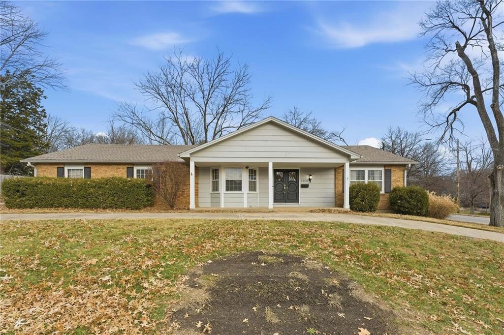 Listing Photo MLS #HMS2592303